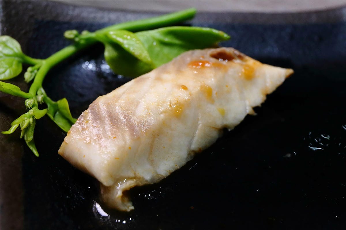 火車讚石頭火鍋，蘆洲超人氣石頭火鍋推薦！只要$389起整櫃蔬