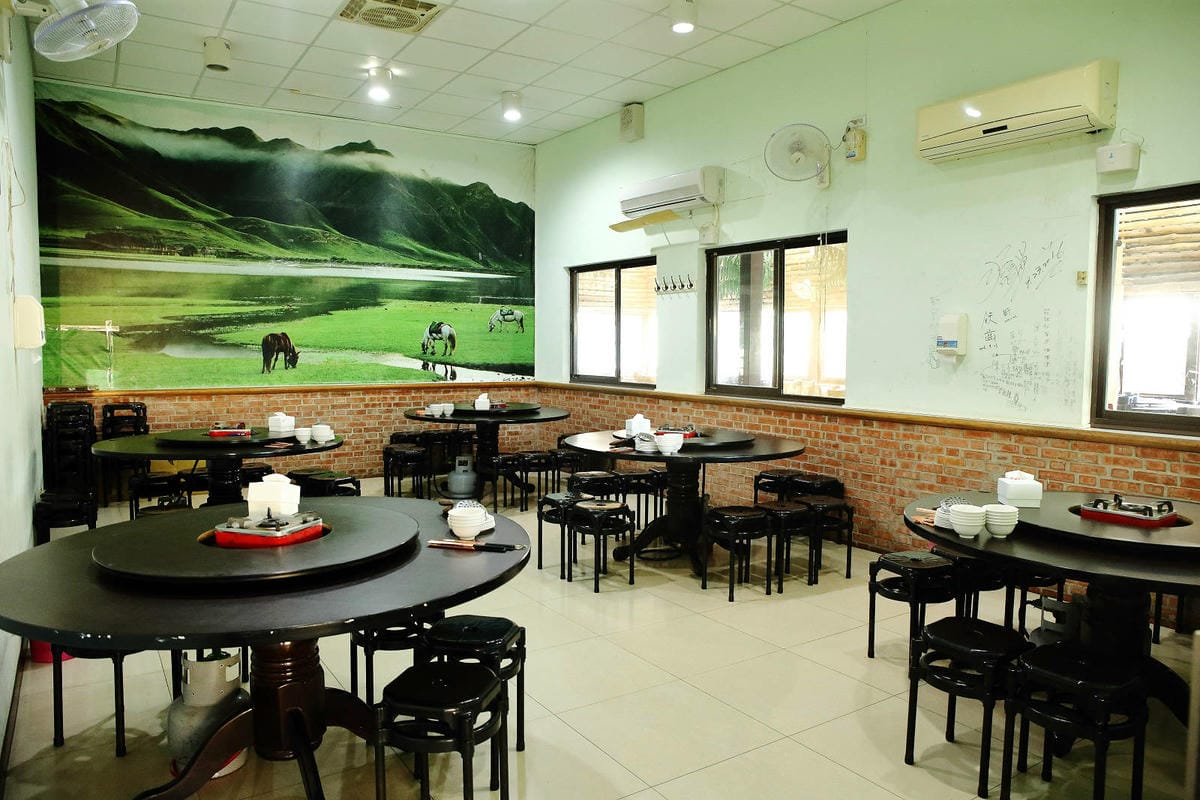 桃園薑母鴨推薦！大鋼盆薑母鴨有夠霸氣！熱炒、特色火鍋料也是必