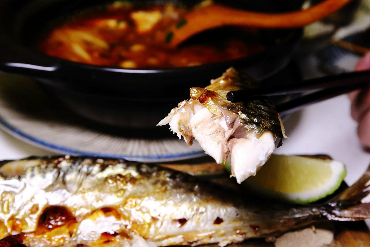 伙串滿酒場，中壢火車站旁串燒店，體驗道地串燒酒場文化，喝得痛