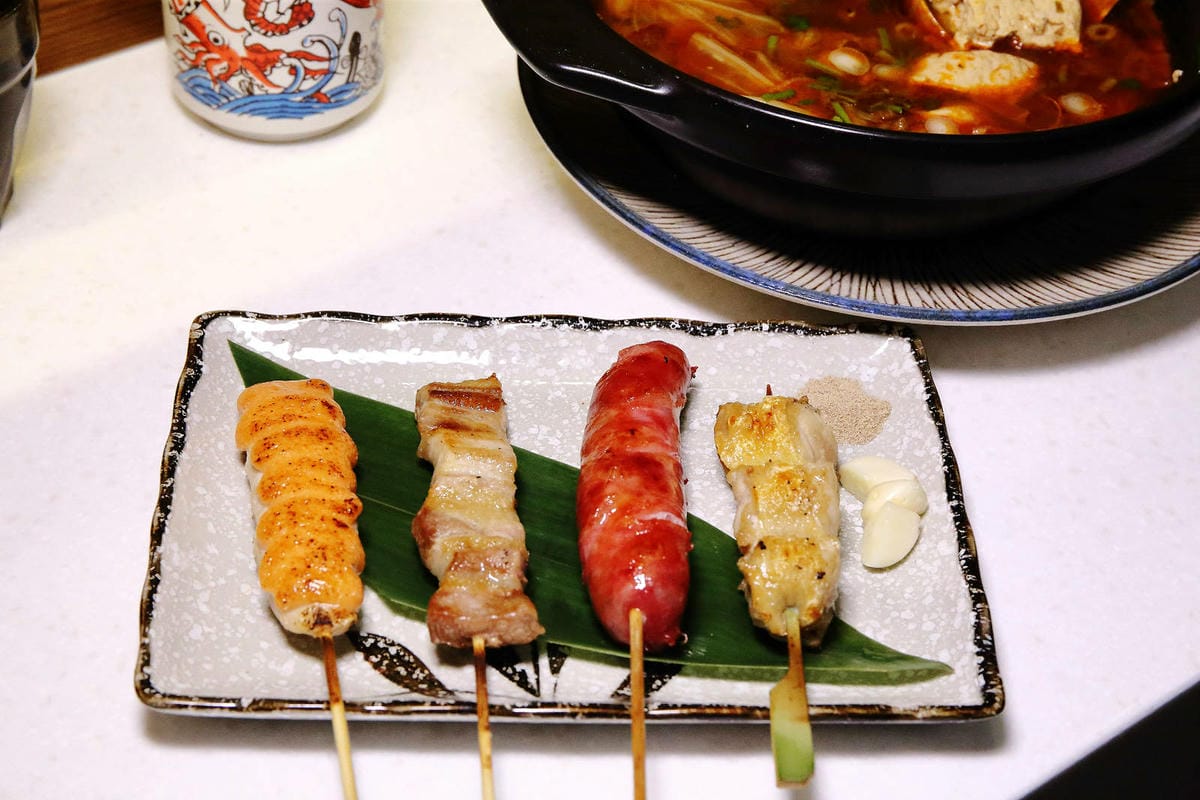 伙串滿酒場，中壢火車站旁串燒店，體驗道地串燒酒場文化，喝得痛