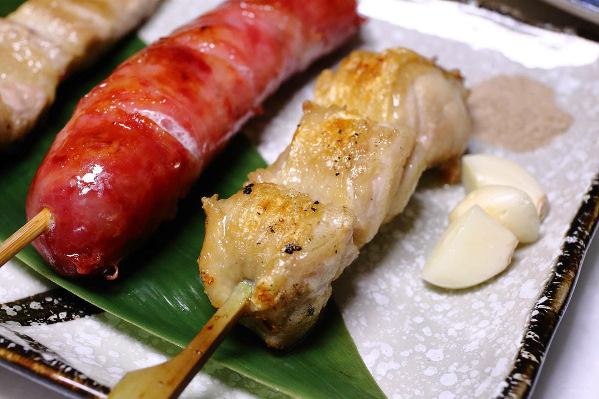 伙串滿酒場，中壢火車站旁串燒店，體驗道地串燒酒場文化，喝得痛