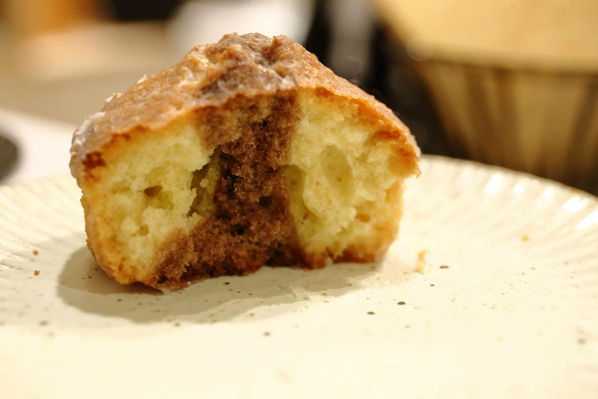 土城新開寵物友善咖啡廳，咖喀咖啡主打手作蛋糕甜點的咖啡廳，千