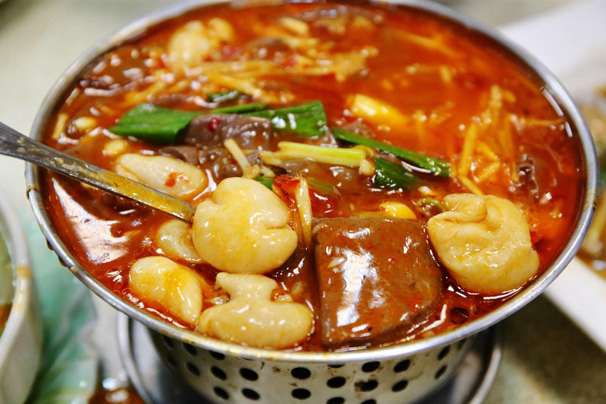 三街海鮮屋，桃園在地人狂推的平價熱炒海鮮，這家真的好猛⋯隨便