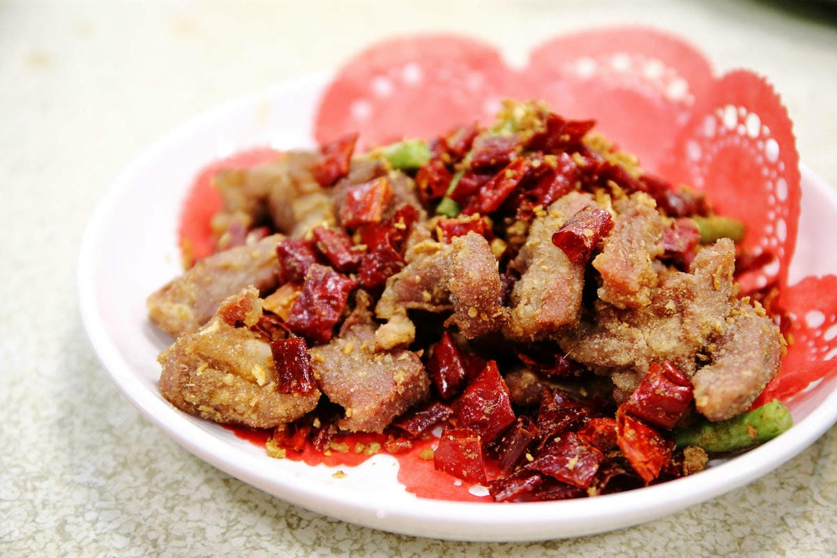 三街海鮮屋，桃園在地人狂推的平價熱炒海鮮，這家真的好猛⋯隨便