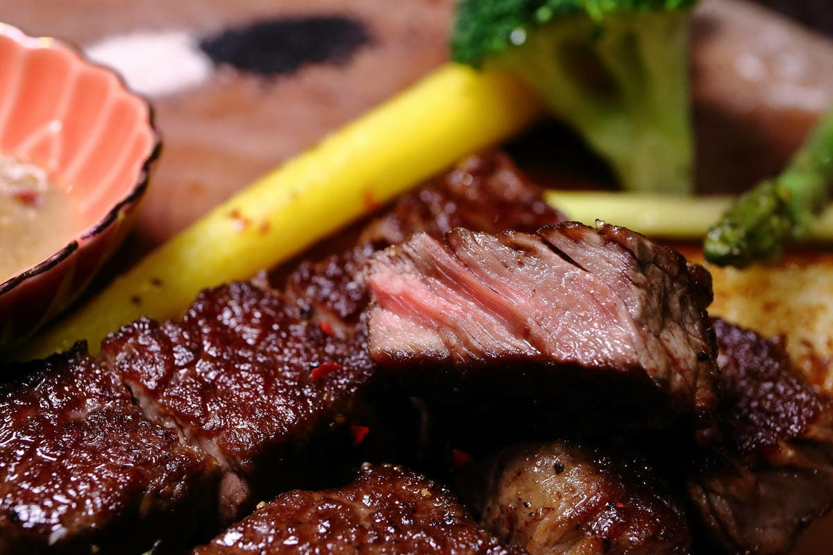 味屋居食 西湖店，和風料理｜餐酒館，嚴選頂級食材結合法式鐵板