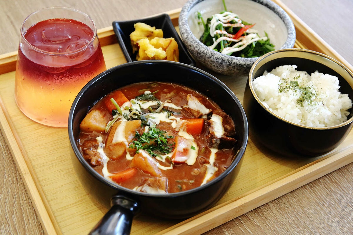 南投埔里超推薦景觀餐廳!虎嘯山嵐-厲害玻璃屋咖啡廳,山景第一