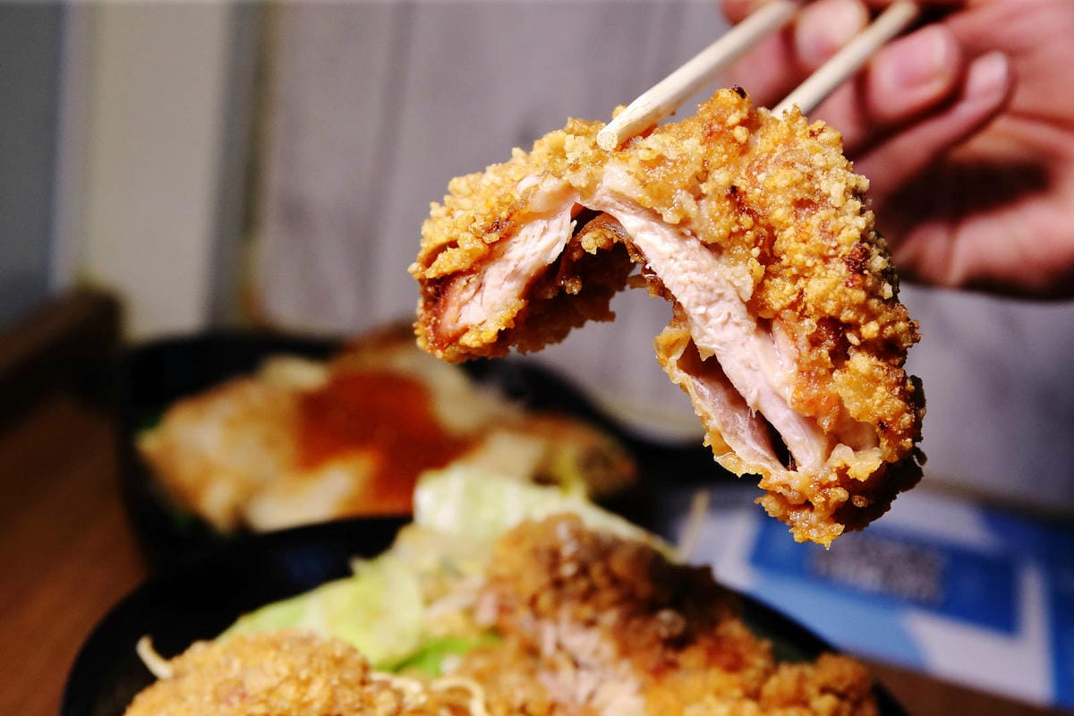 早安好食光x嘟比飯麵館，新店終於有很好吃的早午餐了！超強炒泡