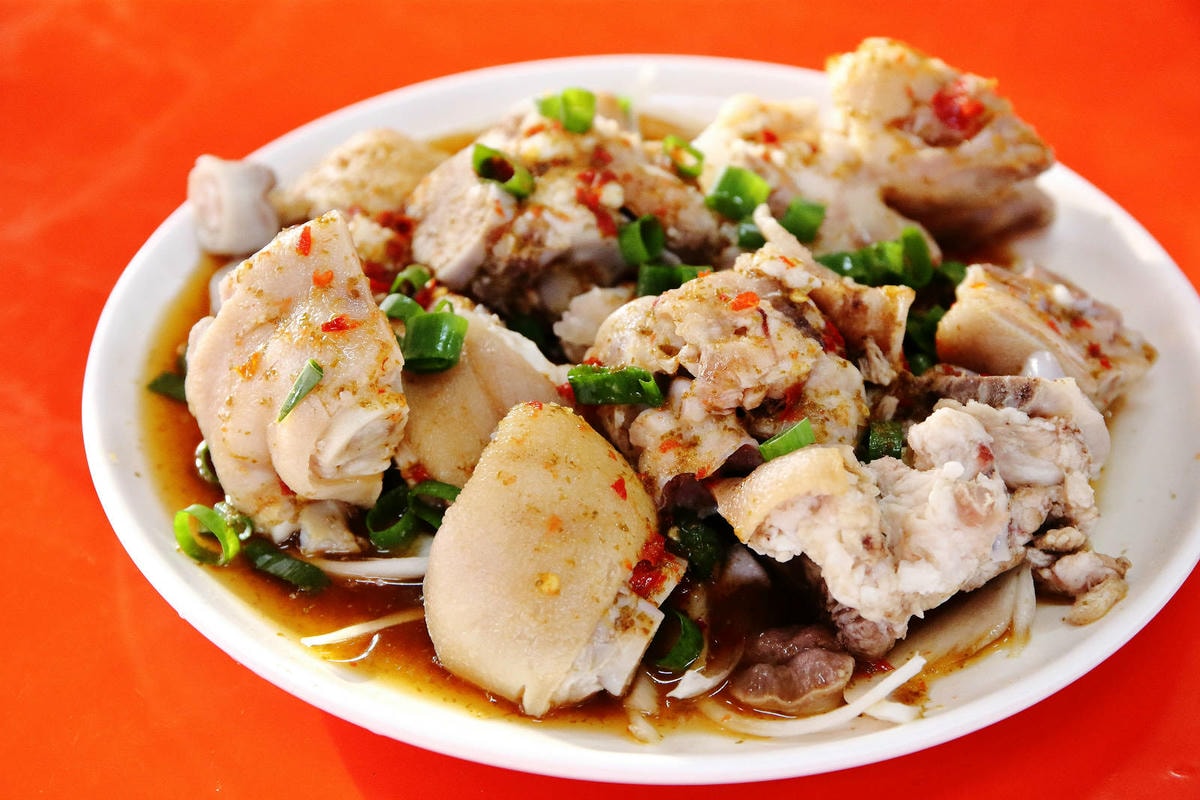 咱兜黃金脆皮雞,竹山紫南宮必吃美食,他們家脆皮烤雞有夠優秀,