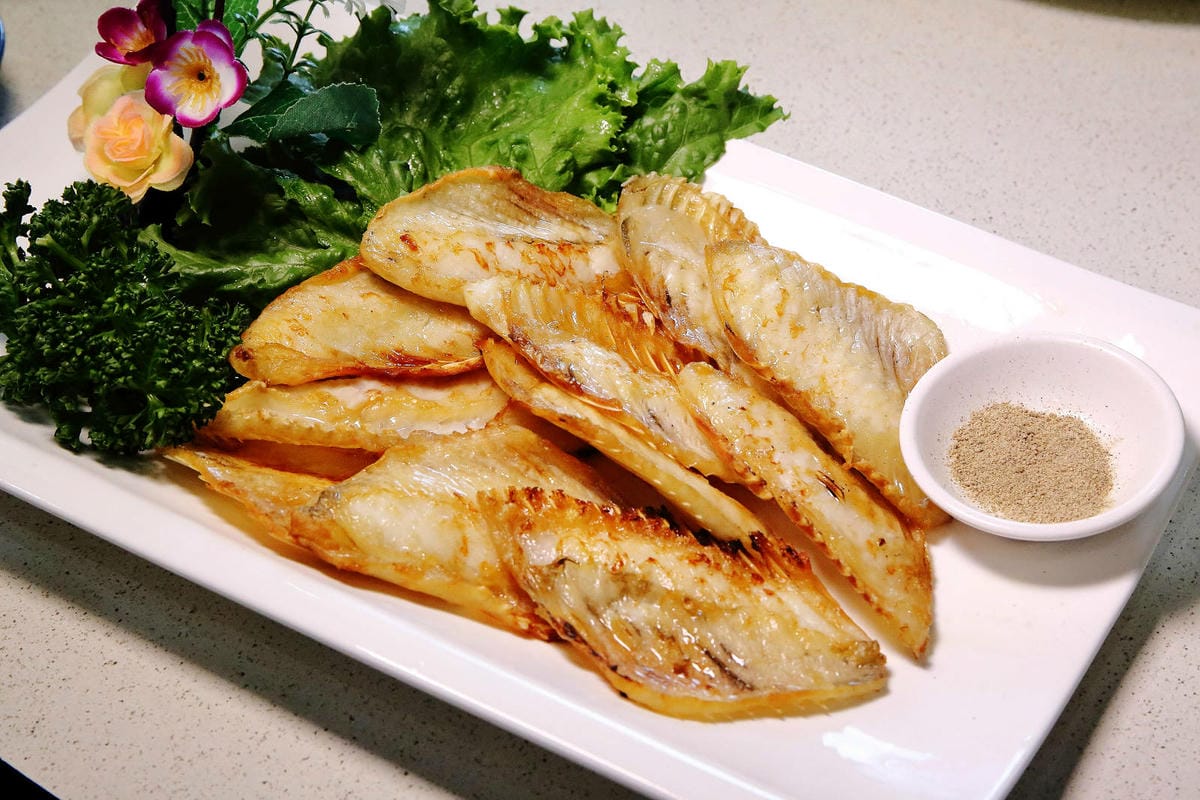 【宜蘭必吃】宜蘭5元生魚片！不用跑到屏東，礁溪江家深澳小漁村