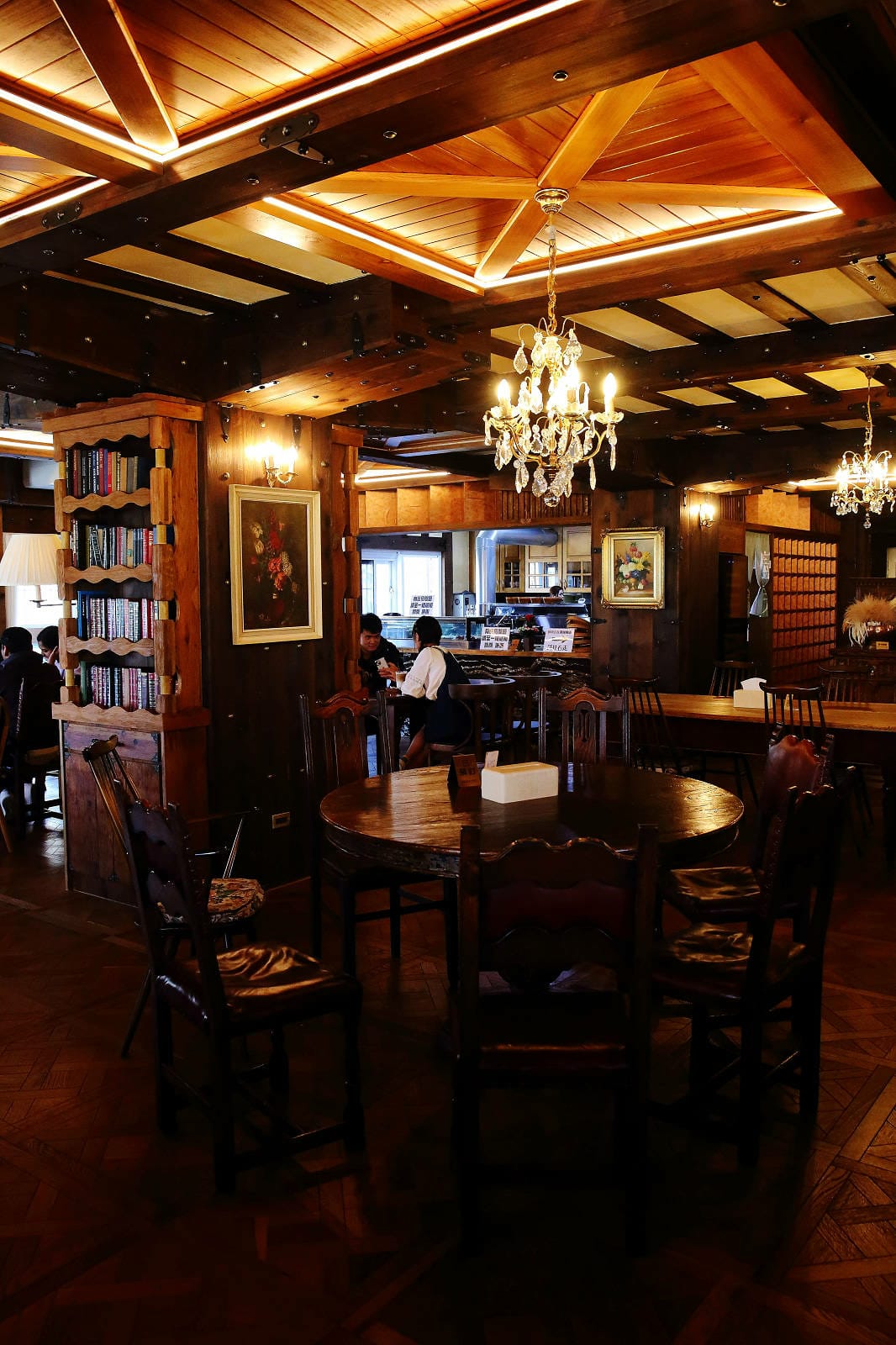 霍爾的移動城堡在埔里，藍色城堡X茱諾法式甜點，埔里超人氣甜點