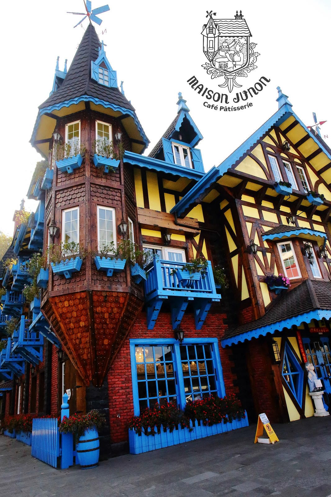 霍爾的移動城堡在埔里，藍色城堡X茱諾法式甜點，埔里超人氣甜點