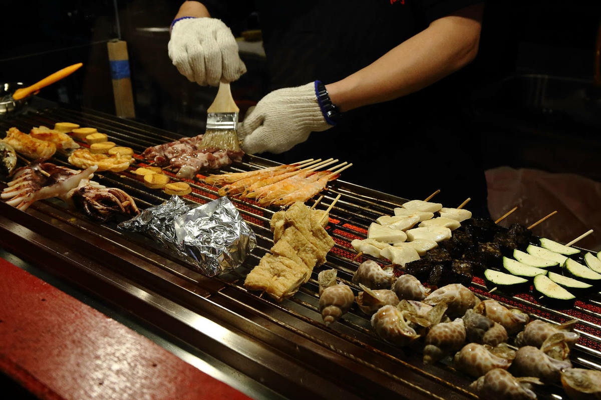 雞老闆景美店插旗景美夜市!當月壽星免費送桶仔雞!快揪團一起爽