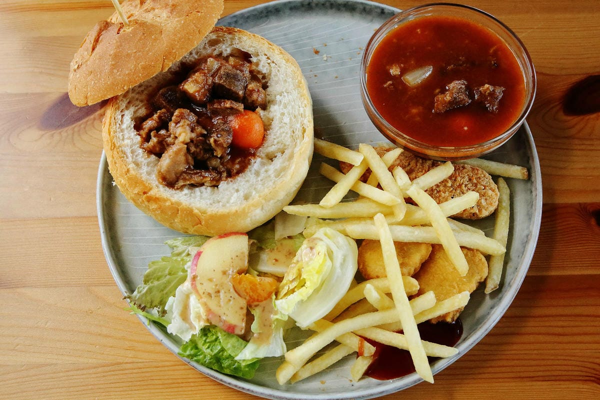 日月潭景觀餐廳推薦，眺Tiao，水社碼頭咖啡廳，270度湖景