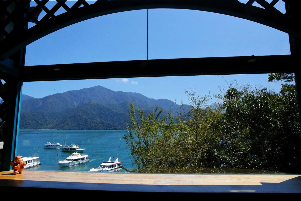 日月潭景觀餐廳推薦，眺Tiao，水社碼頭咖啡廳，270度湖景