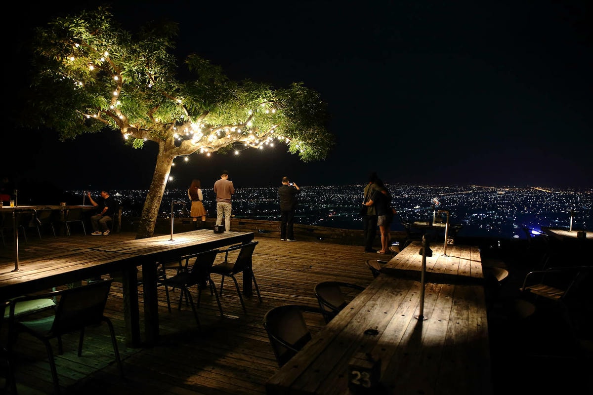 宜蘭必去無敵夜景!空ㄟ農場-宜蘭超人氣夜景餐廳,遠望龜山島、