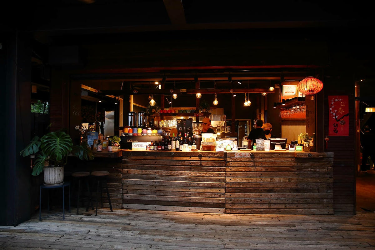 宜蘭必去無敵夜景!空ㄟ農場-宜蘭超人氣夜景餐廳,遠望龜山島、