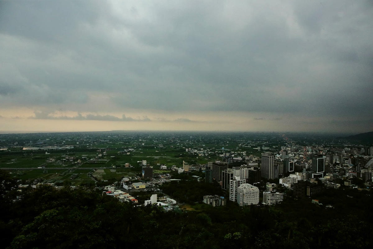 宜蘭必去無敵夜景!空ㄟ農場-宜蘭超人氣夜景餐廳,遠望龜山島、