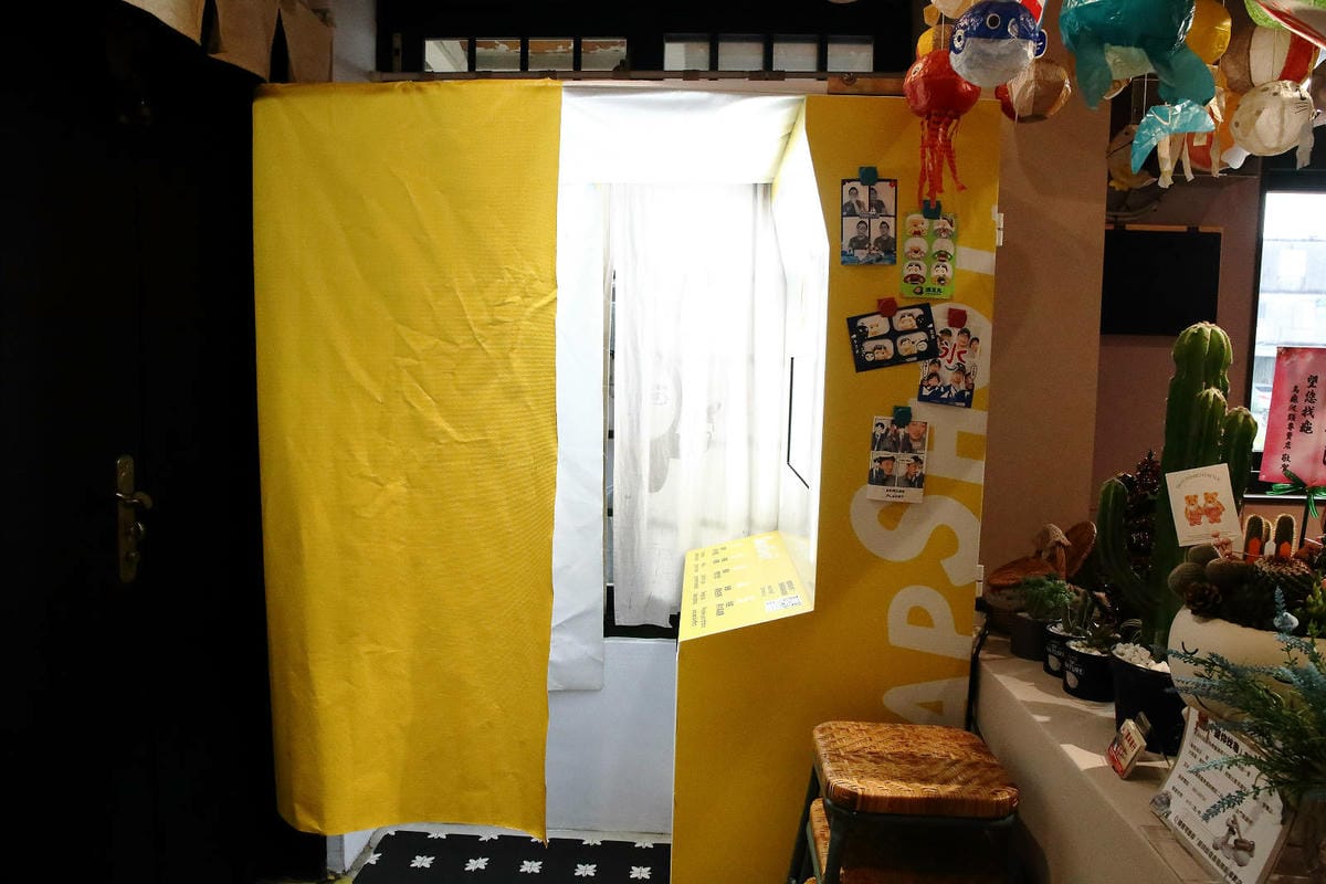 浪花丸かき氷 宜蘭本店，招牌彩色小熊刨冰和藍色富士山冰，可愛