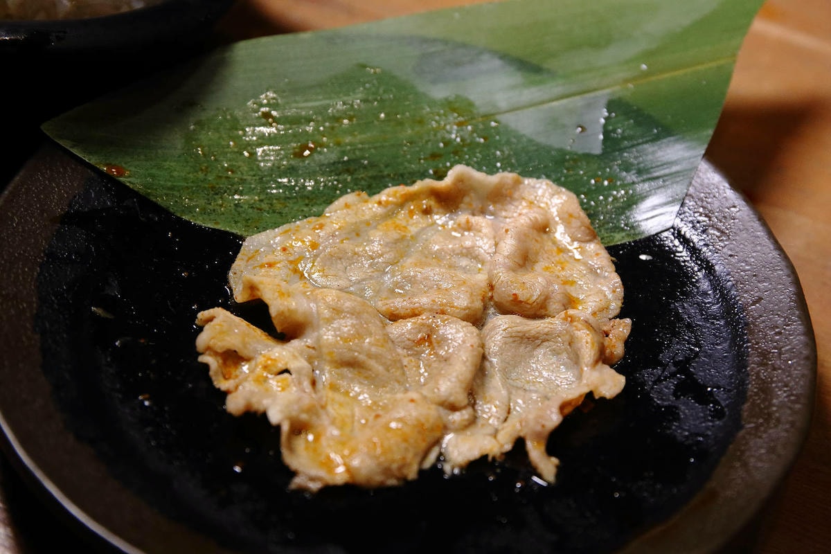 肉多多最強的不只肉蛋糕?火鍋控必點2大鍋物!70多種自助吧吃