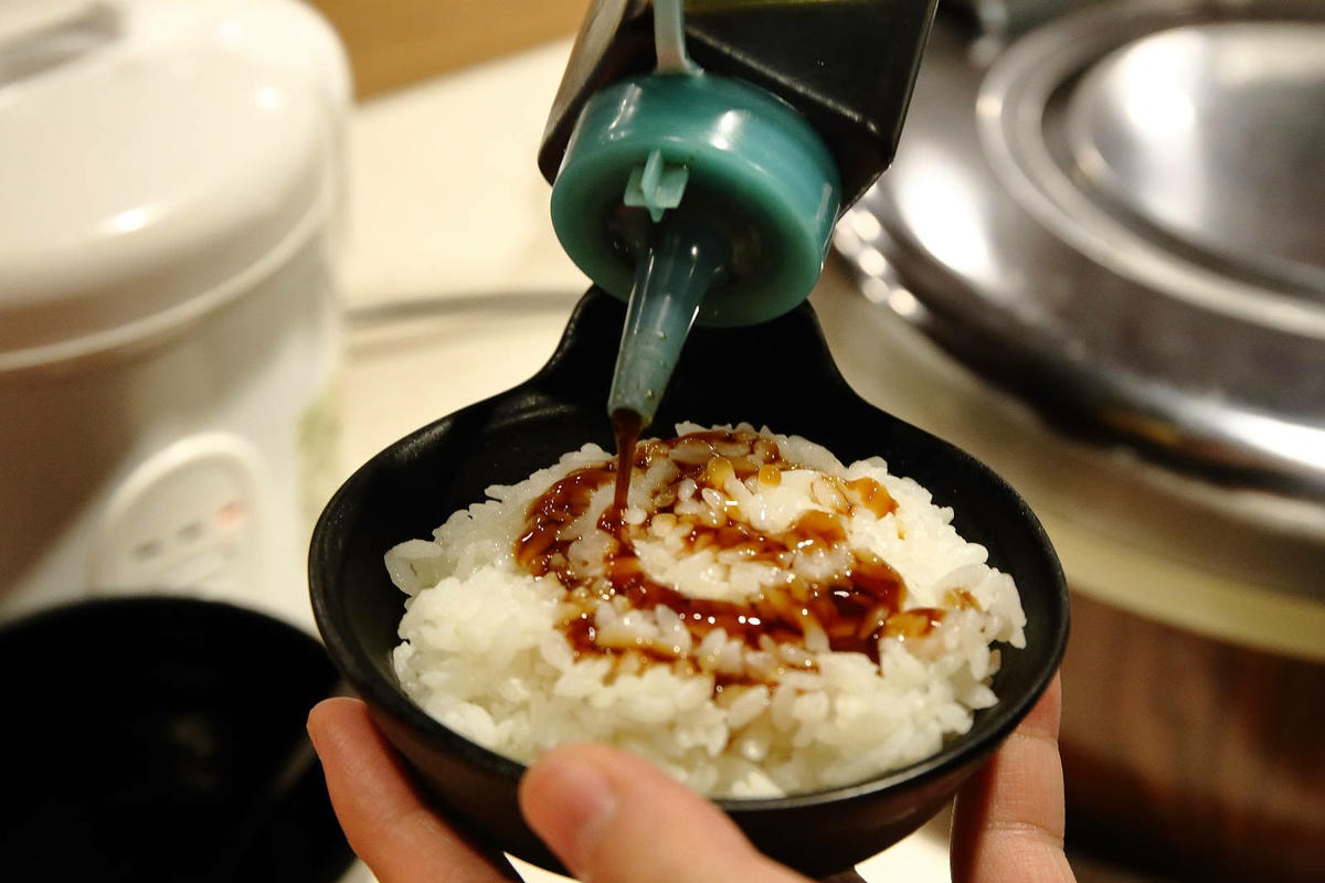 肉多多最強的不只肉蛋糕?火鍋控必點2大鍋物!70多種自助吧吃