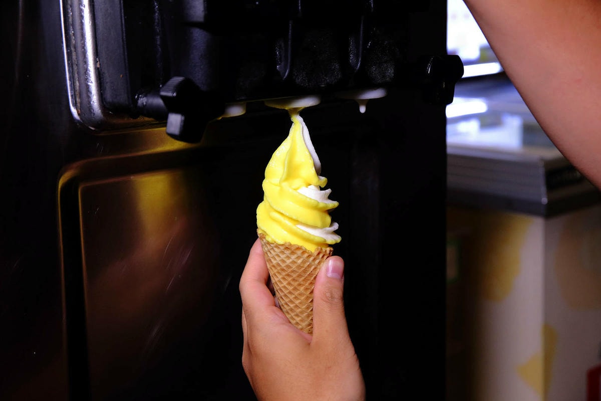 肉多多最強的不只肉蛋糕?火鍋控必點2大鍋物!70多種自助吧吃