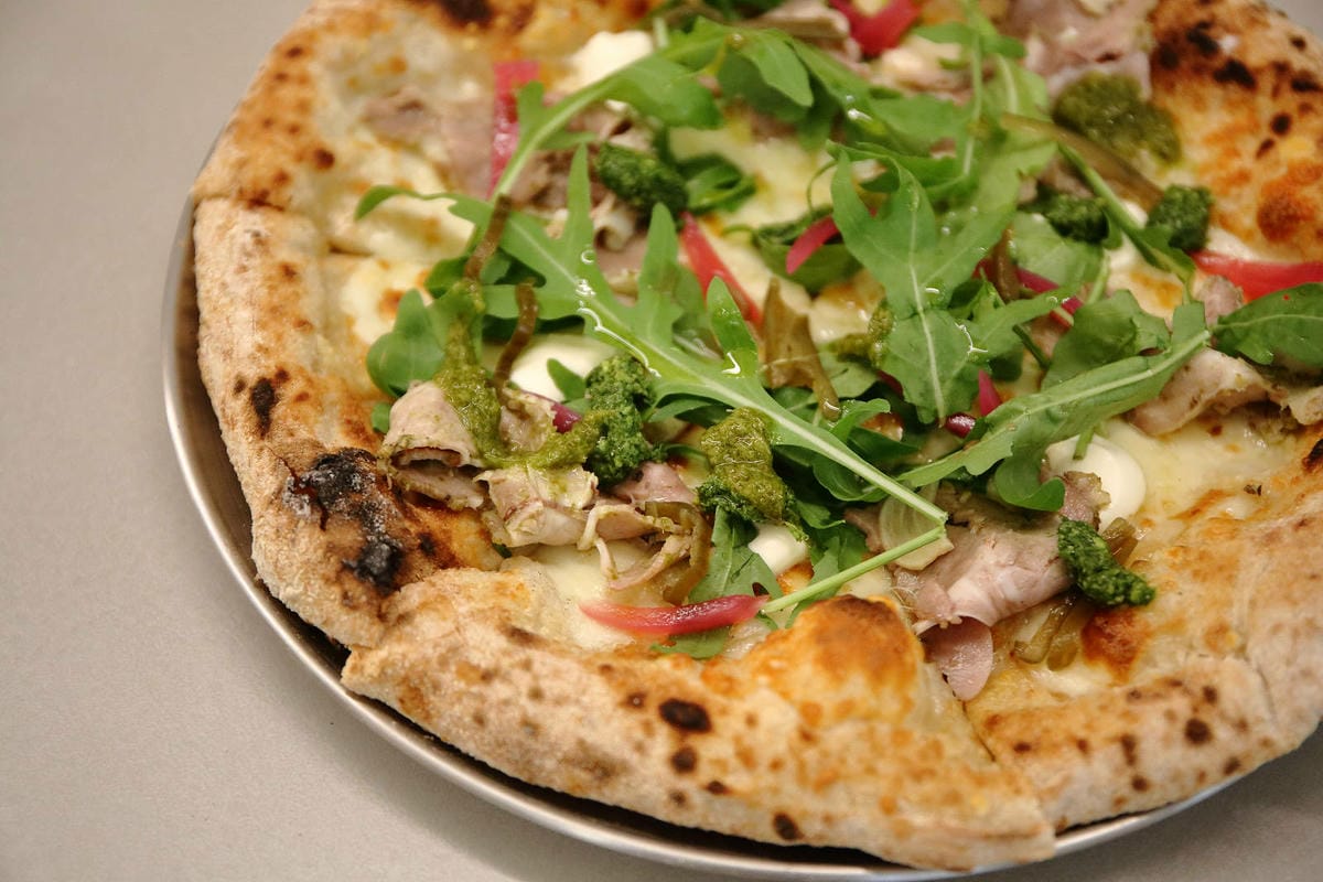 台北中山必吃美食+1！批薩謎勒Pizza超級無敵霹靂好吃！全