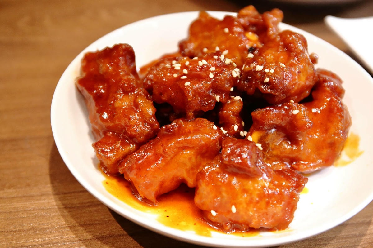 遼寧夜市超人氣平價熱炒店!有有1969,必點冠軍滷肉飯,網友