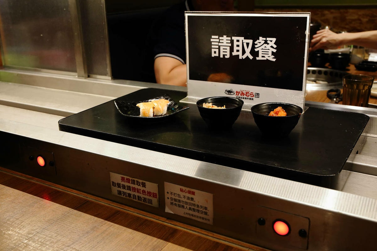 2025微風台北車站餐廳推薦!上村牧場燒肉吃到飽,「特急列車 2025微風台北車站餐廳推薦!上村牧場燒肉吃到飽,「特急列車