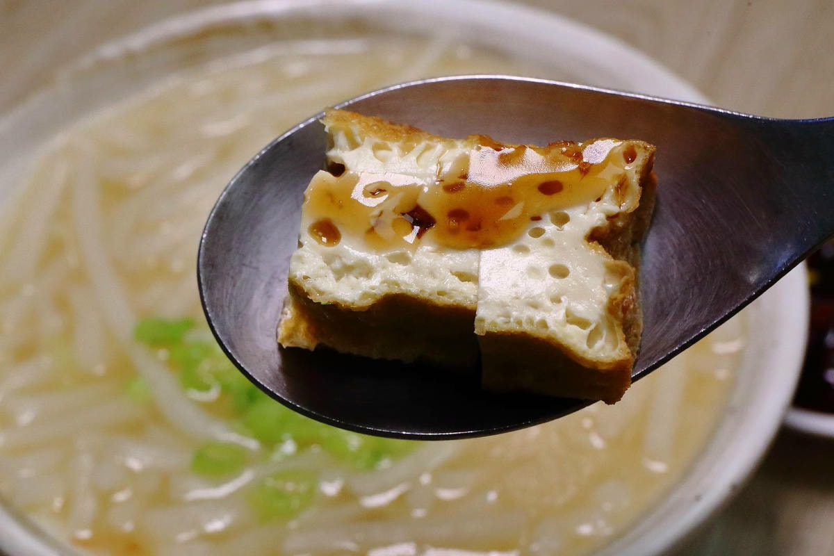 中和在地人推薦宵夜-中和米粉湯,古早味米粉湯、超巨蚵仔煎、金 中和在地人推薦宵夜-中和米粉湯,古早味米粉湯、超巨蚵仔煎、金