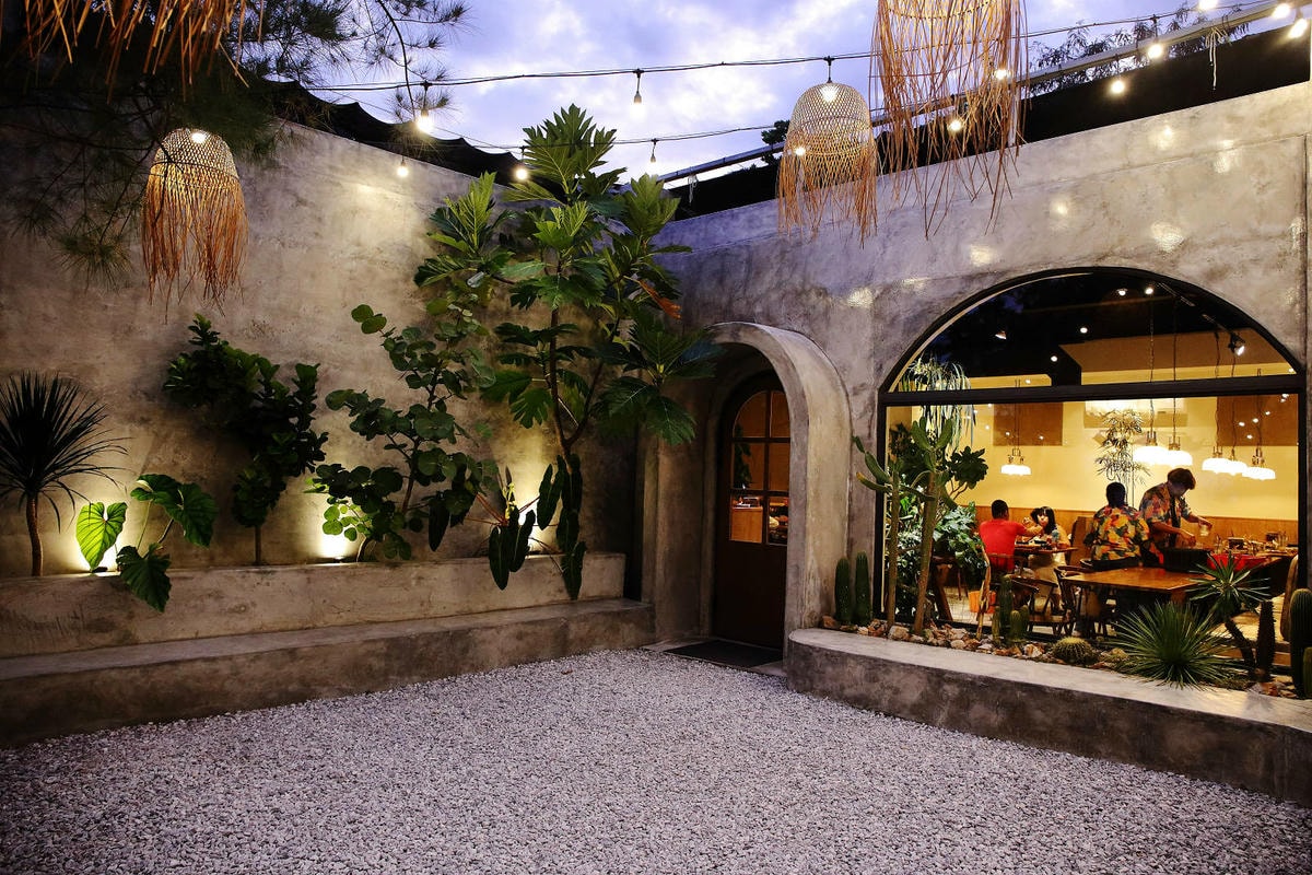 花蓮森林系景觀餐廳,【山下陳涼】東南亞特色料理,寵物友善,偽