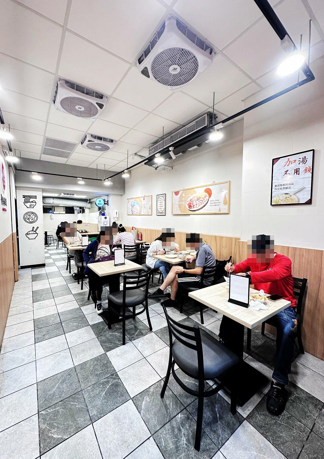 中和在地人推薦宵夜-中和米粉湯,古早味米粉湯、超巨蚵仔煎、金 中和在地人推薦宵夜-中和米粉湯,古早味米粉湯、超巨蚵仔煎、金