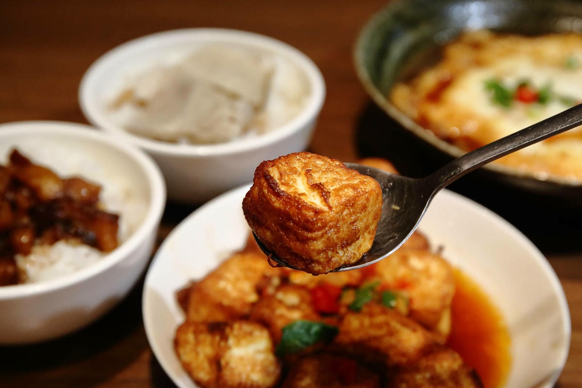 遼寧夜市超人氣平價熱炒店!有有1969,必點冠軍滷肉飯,網友