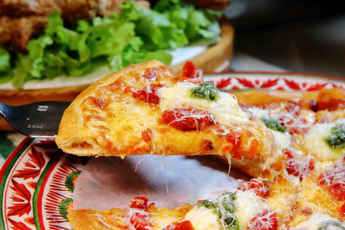 中山站義式餐廳推薦,義大利米蘭手工窯烤披薩,披薩美味又道地說 中山站義式餐廳推薦,義大利米蘭手工窯烤披薩,披薩美味又道地說