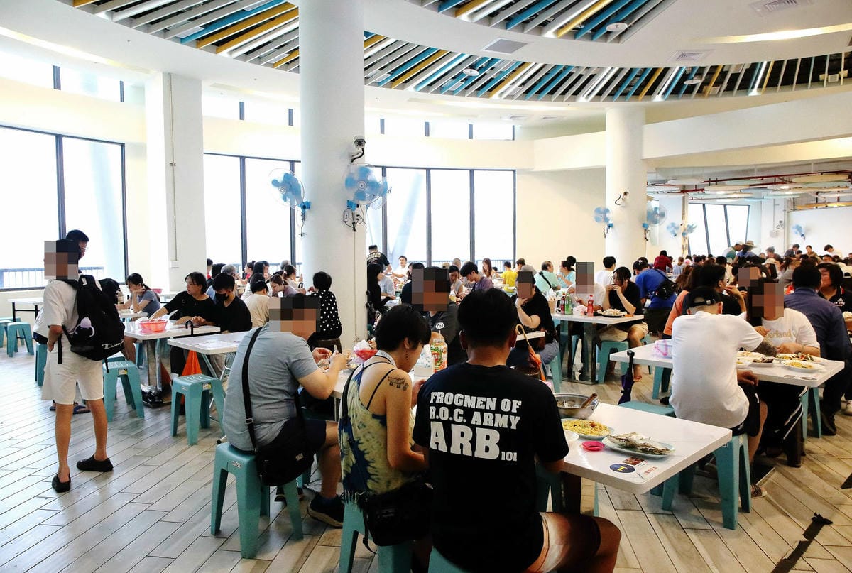 全新龜吼漁夫市集，一樓32攤生鮮攤位、二樓12家代客料理餐廳