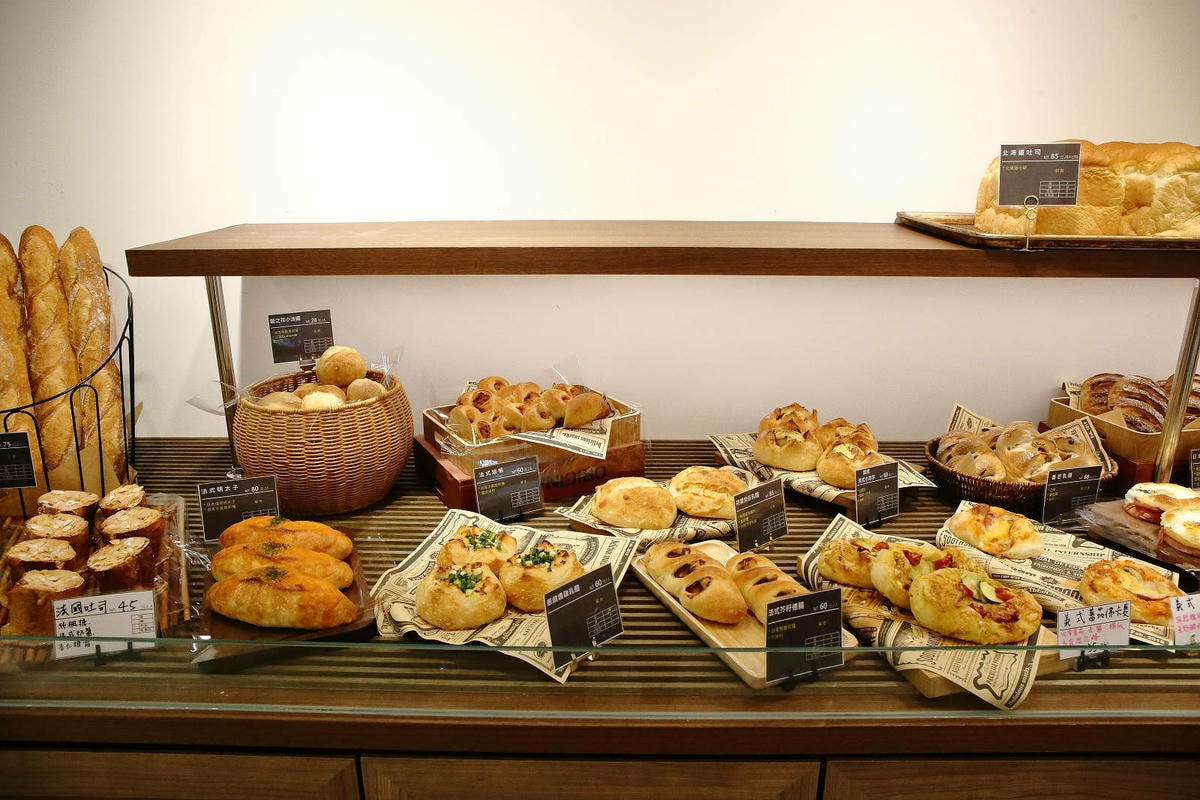 【中永和麵包店推薦】塔吉節慶蛋糕_中和華新店,在地人超推薦,