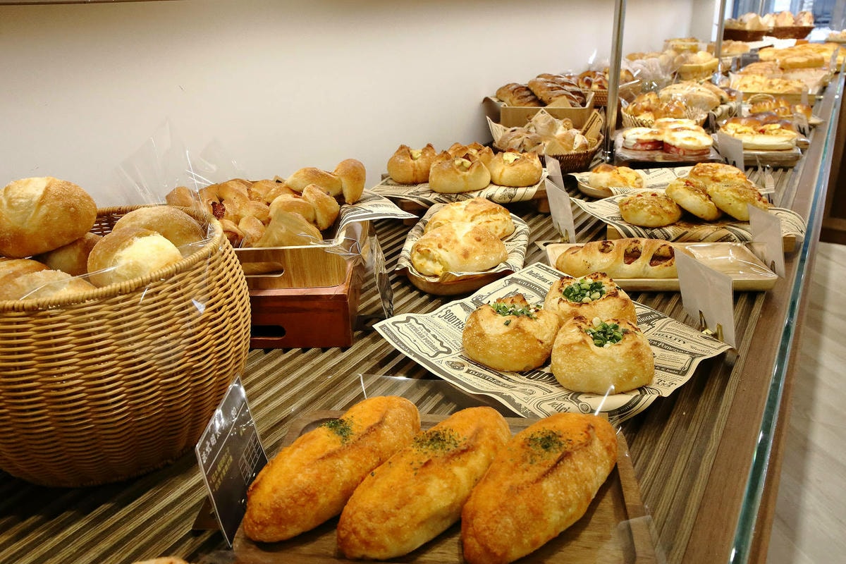 【中永和麵包店推薦】塔吉節慶蛋糕_中和華新店,在地人超推薦,