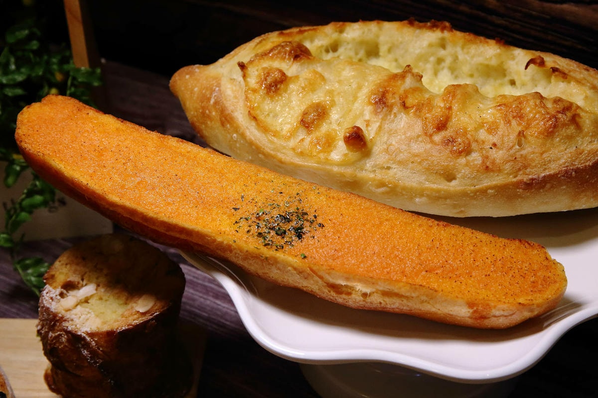 【中永和麵包店推薦】塔吉節慶蛋糕_中和華新店,在地人超推薦,