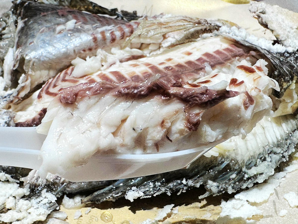 【永和烤魚】火神烤魚,生意超好!鹽烤台灣鯛只要200元!零土