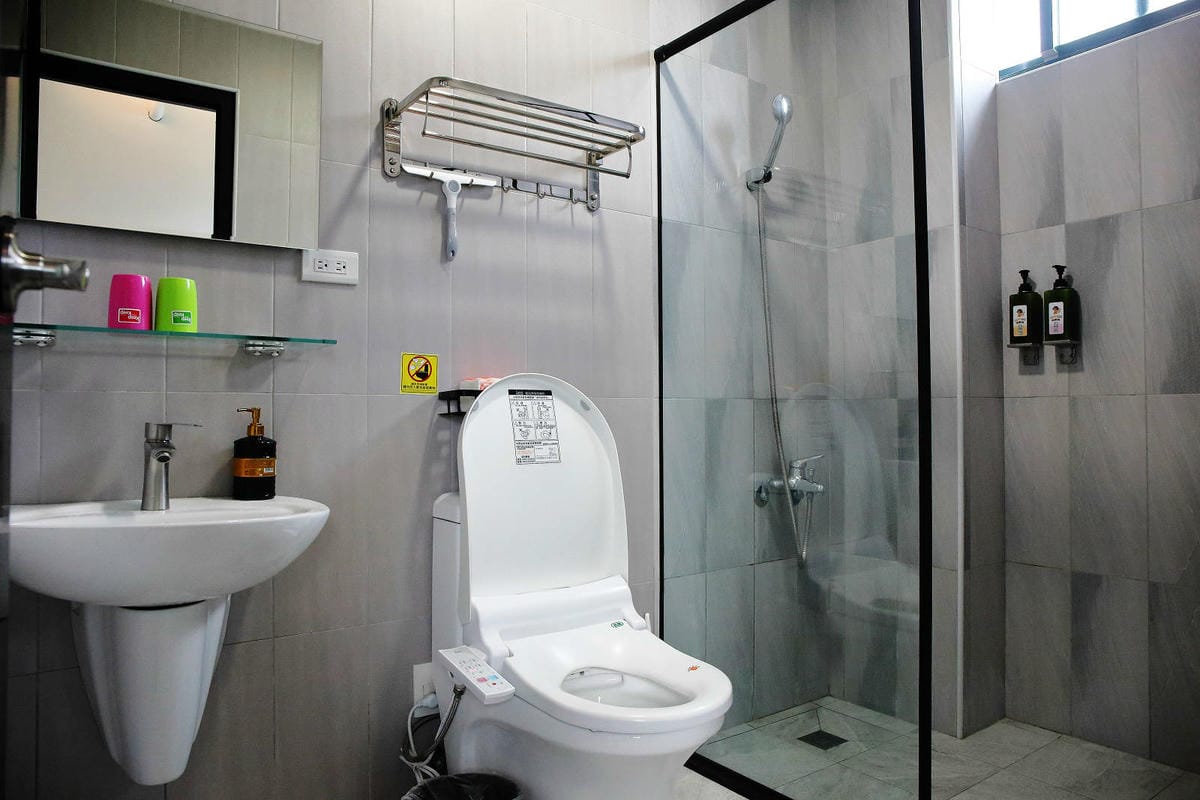 【花蓮寵物友善民宿】花蓮快樂狗，近市區+千坪草地+毛孩泳池+