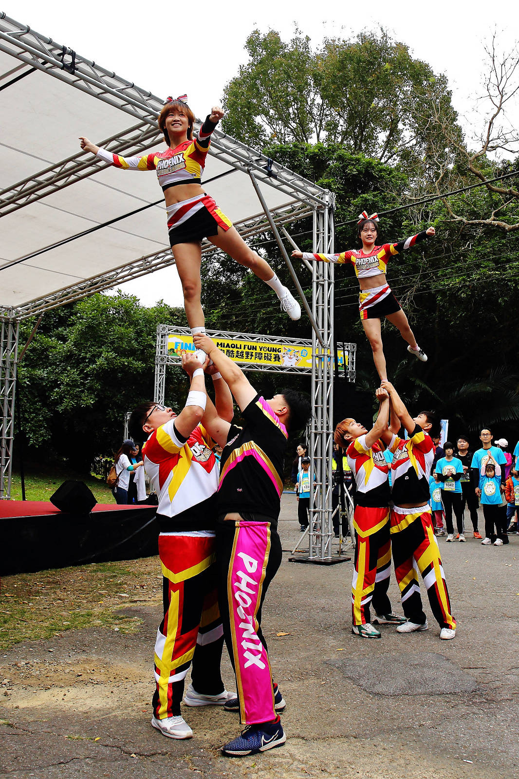 2025苗栗跑酷越野障礙賽，全台最FUN親子路跑，11道關卡障礙大賽、FUN電樂園、特色市集，最好玩路跑在這裡！