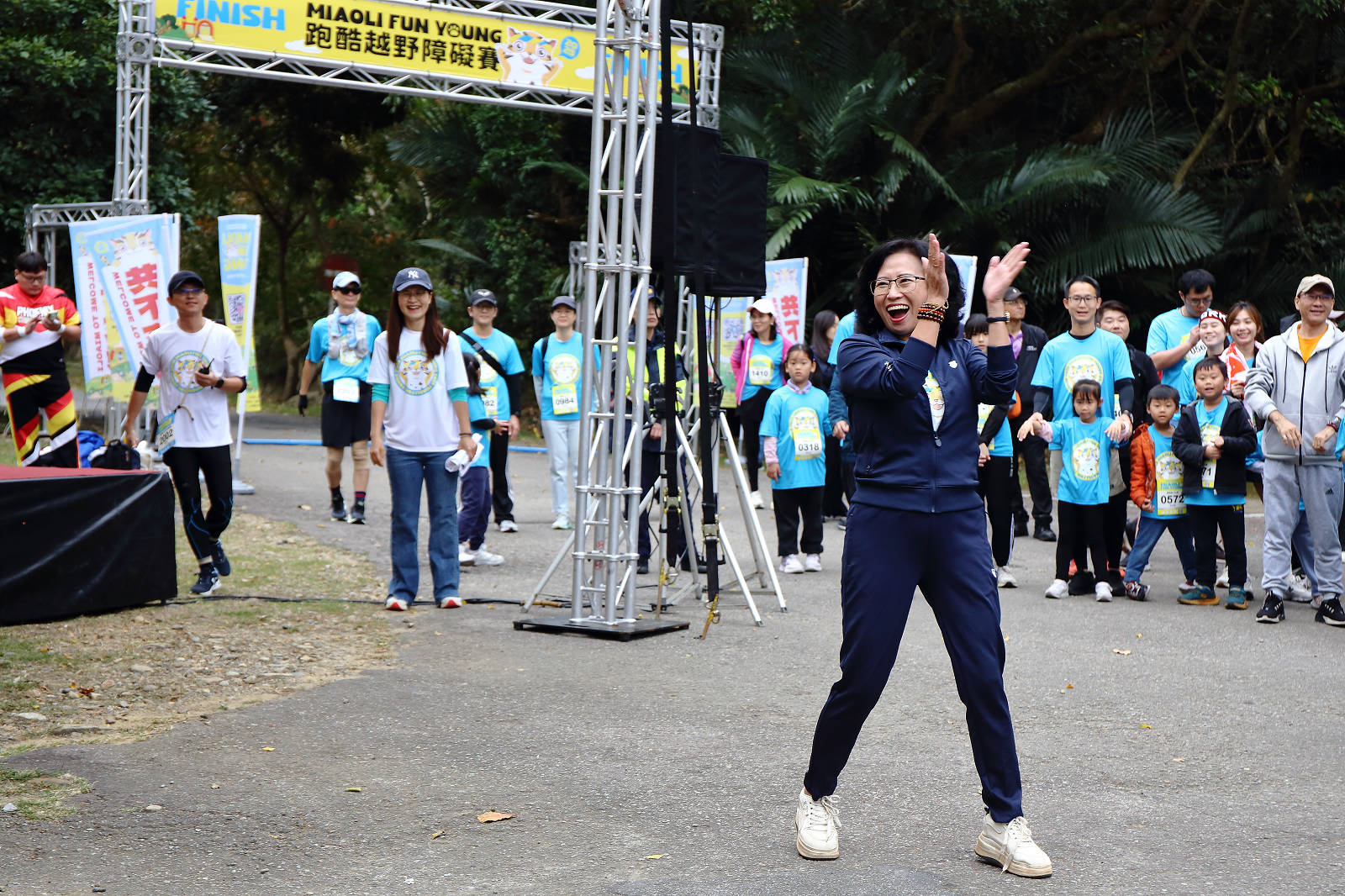 2025苗栗跑酷越野障礙賽，全台最FUN親子路跑，11道關卡障礙大賽、FUN電樂園、特色市集，最好玩路跑在這裡！
