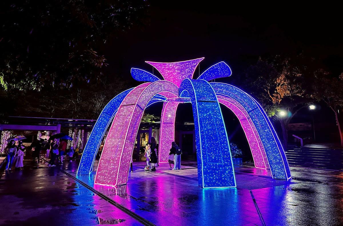 2025公館聖誕季登場!「史努比」和「糊塗塌客」驚喜現身自來 2025公館聖誕季登場!「史努比」和「糊塗塌客」驚喜現身自來