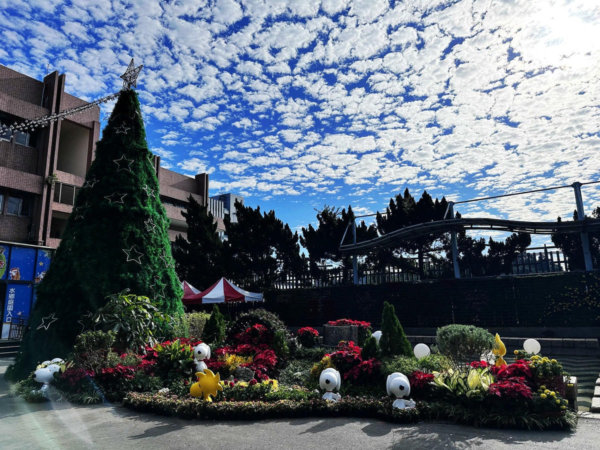 2025公館聖誕季登場!「史努比」和「糊塗塌客」驚喜現身自來 2025公館聖誕季登場!「史努比」和「糊塗塌客」驚喜現身自來