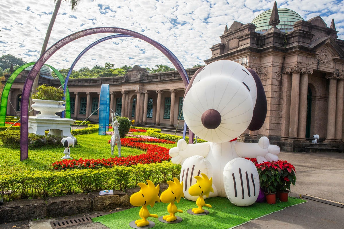 2025公館聖誕季登場!「史努比」和「糊塗塌客」驚喜現身自來 2025公館聖誕季登場!「史努比」和「糊塗塌客」驚喜現身自來