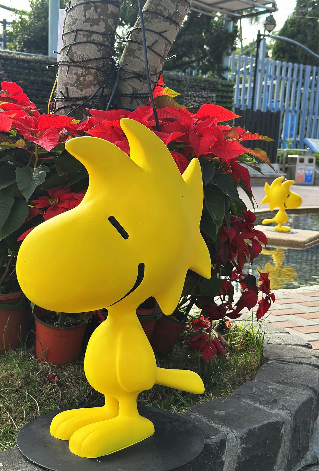 2025公館聖誕季登場!「史努比」和「糊塗塌客」驚喜現身自來 2025公館聖誕季登場!「史努比」和「糊塗塌客」驚喜現身自來