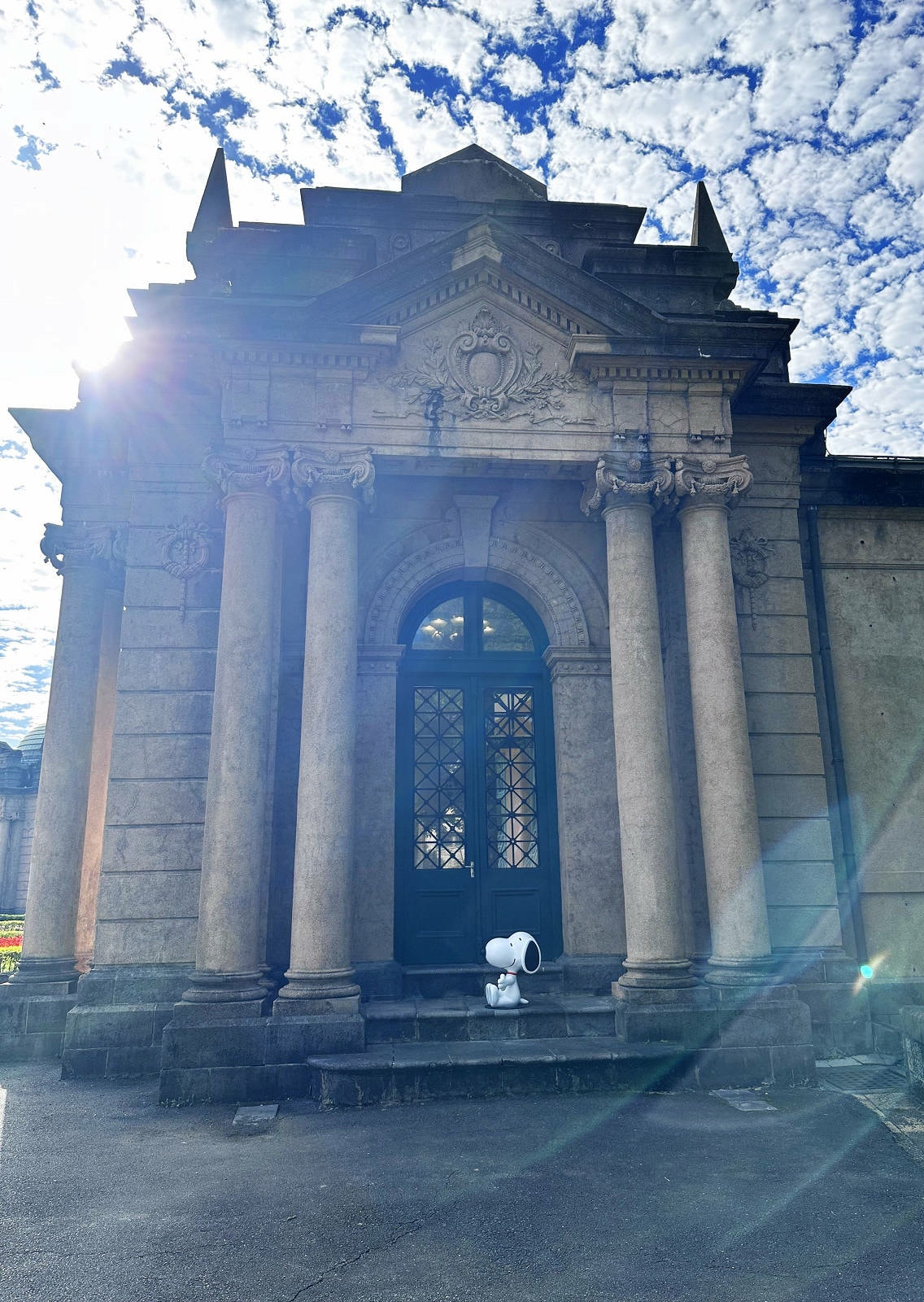 2025公館聖誕季登場!「史努比」和「糊塗塌客」驚喜現身自來 2025公館聖誕季登場!「史努比」和「糊塗塌客」驚喜現身自來