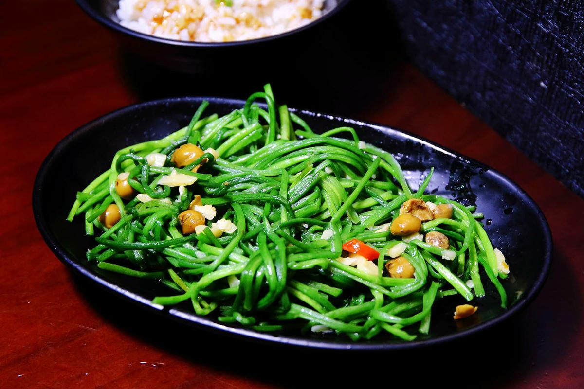 文山區居酒屋推薦！雞老闆桶仔雞-萬隆店，大口吃烤雞+KTV歡