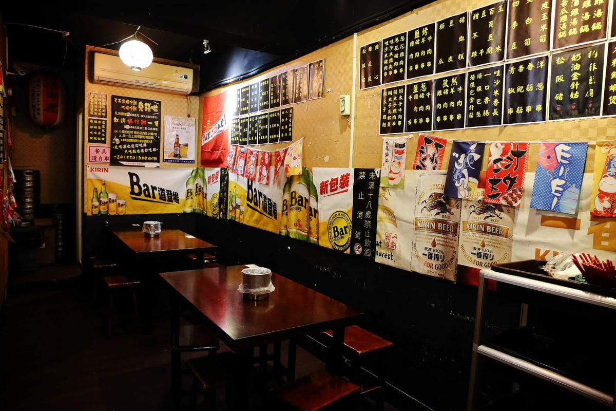 文山區居酒屋推薦！雞老闆桶仔雞-萬隆店，大口吃烤雞+KTV歡