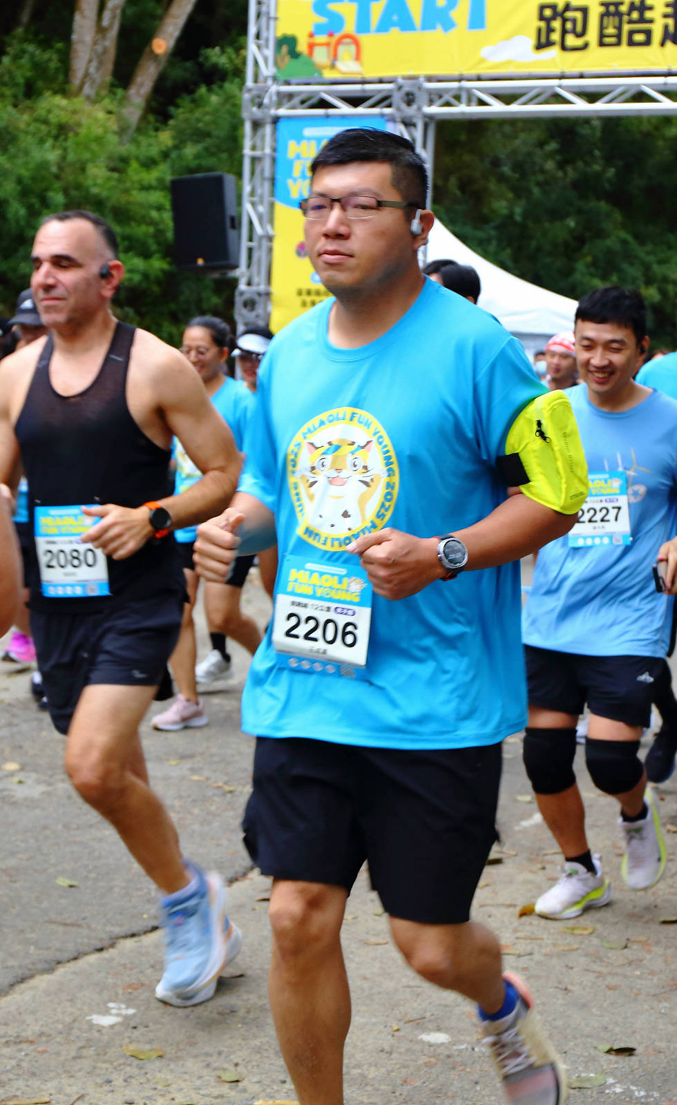 2025苗栗跑酷越野障礙賽，全台最FUN親子路跑，11道關卡障礙大賽、FUN電樂園、特色市集，最好玩路跑在這裡！