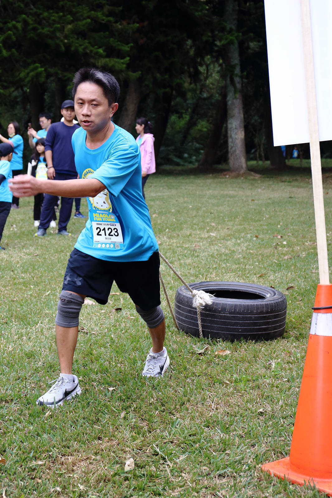 2025苗栗跑酷越野障礙賽，全台最FUN親子路跑，11道關卡障礙大賽、FUN電樂園、特色市集，最好玩路跑在這裡！